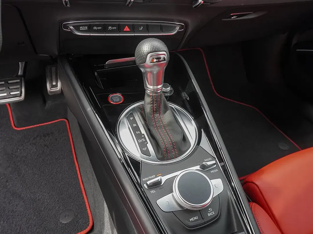 Audi TTS - Thumbnail 11