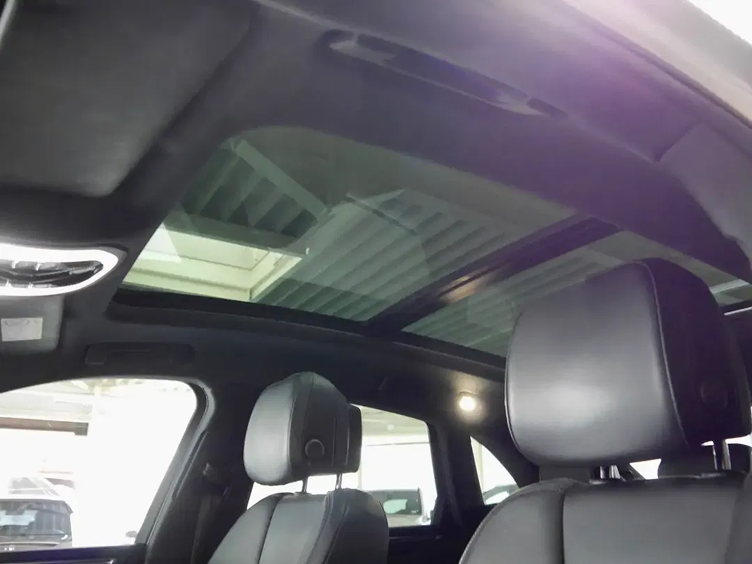 Porsche Macan - Thumbnail 8