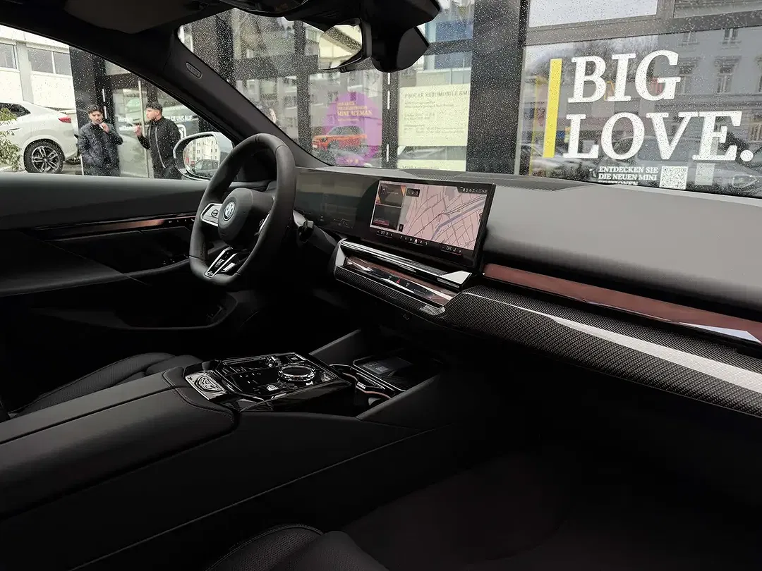 BMW 530 - Thumbnail 4