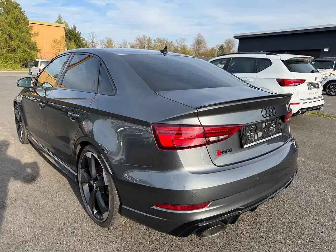 Audi RS3 - Thumbnail 7