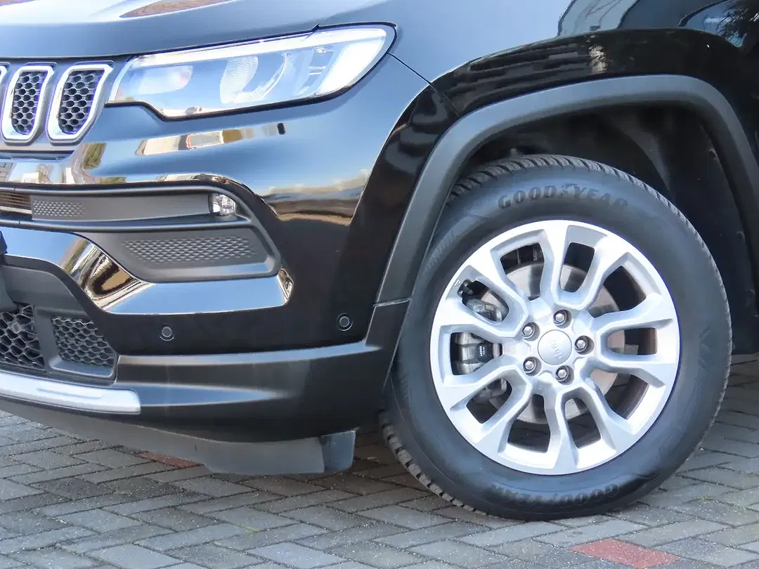 Jeep Compass - Thumbnail 5