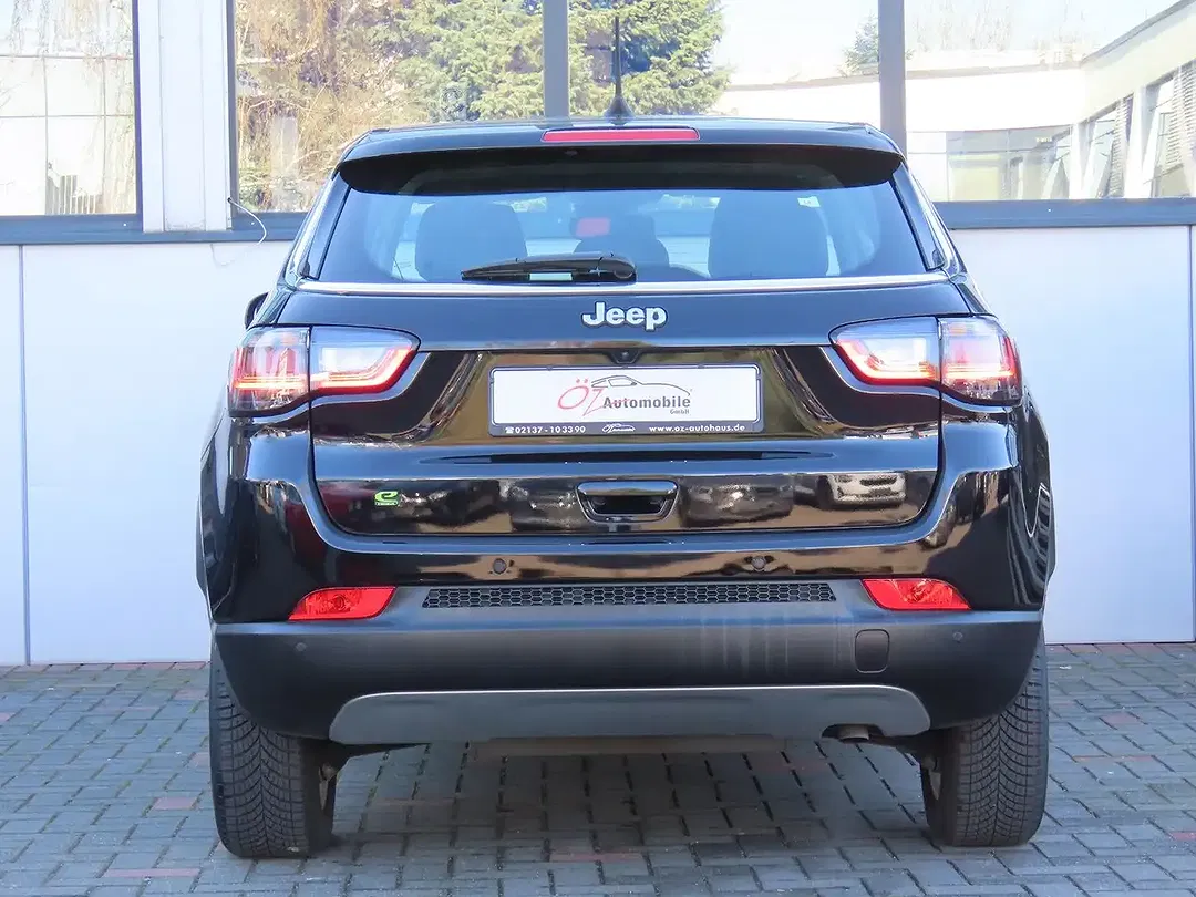 Jeep Compass - Thumbnail 7