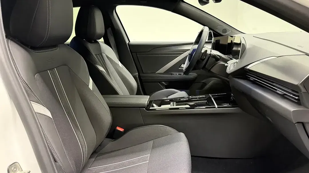 Opel Astra - Thumbnail 8