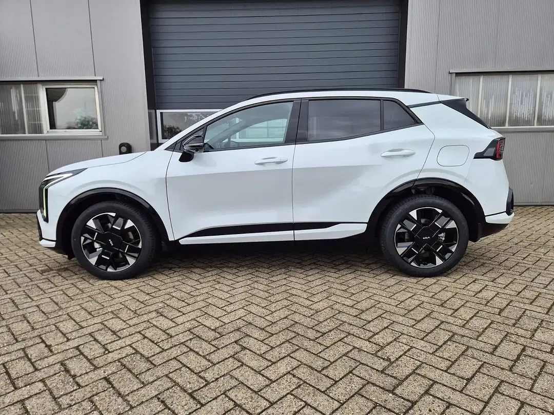 Kia Sportage - Thumbnail 2