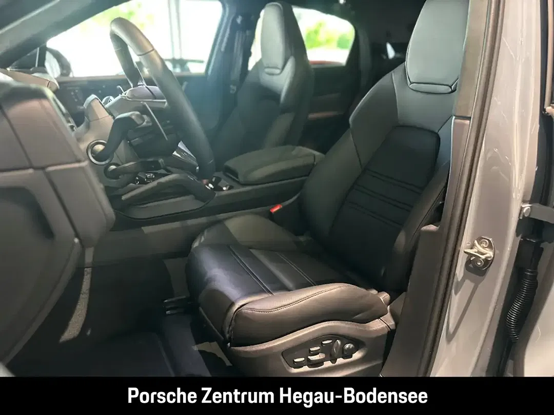 Porsche Cayenne - Thumbnail 8