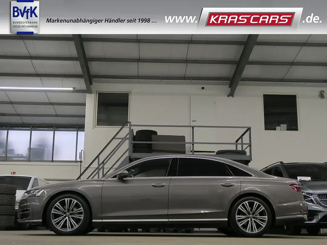 Audi A8 - Thumbnail 27
