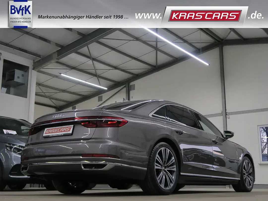 Audi A8 - Thumbnail 28