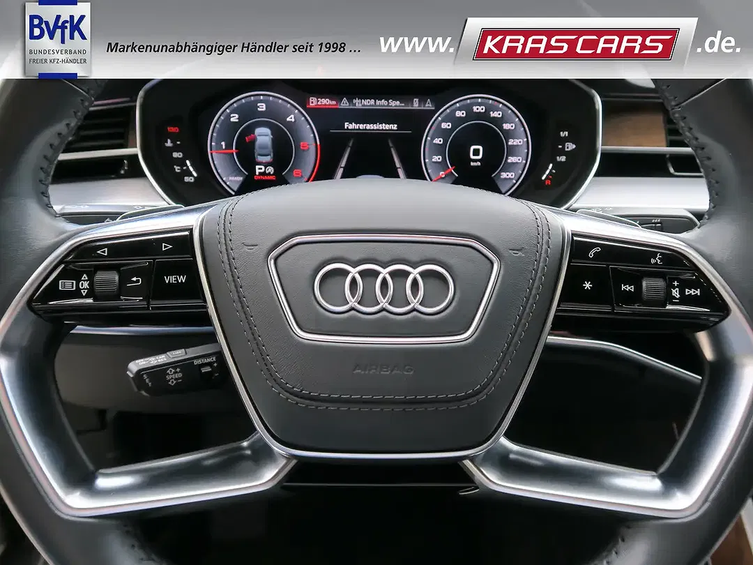Audi A8 - Thumbnail 39