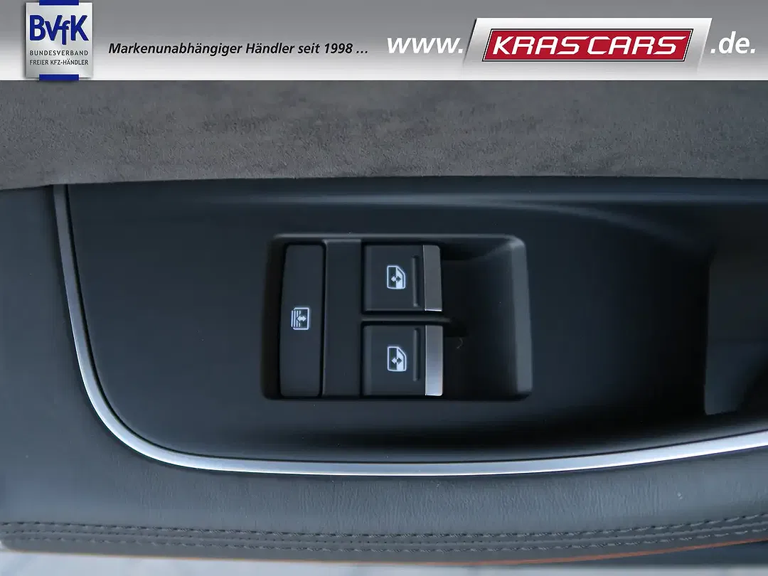 Audi A8 - Thumbnail 50