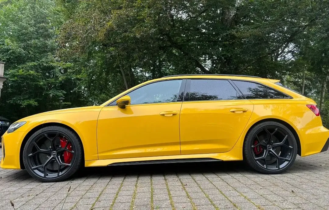 Audi RS6 - Thumbnail 1