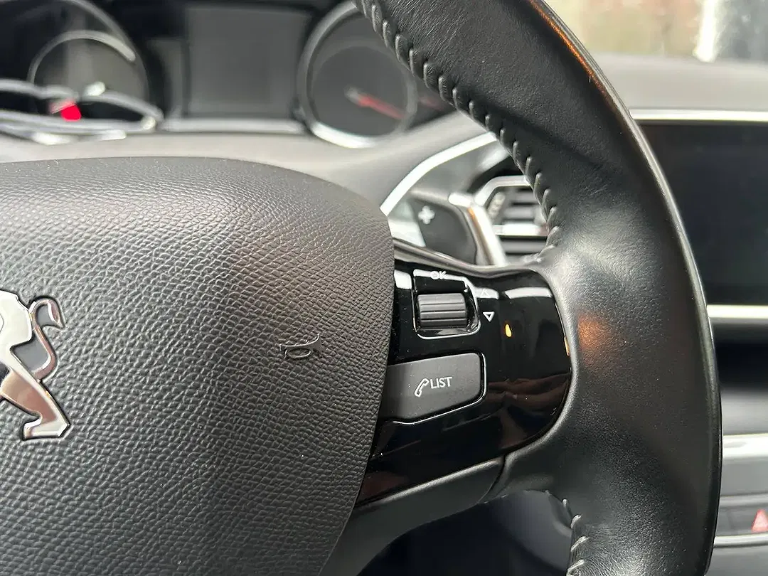 Peugeot 308 - Thumbnail 15