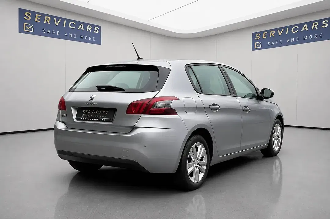 Peugeot 308 - Thumbnail 4