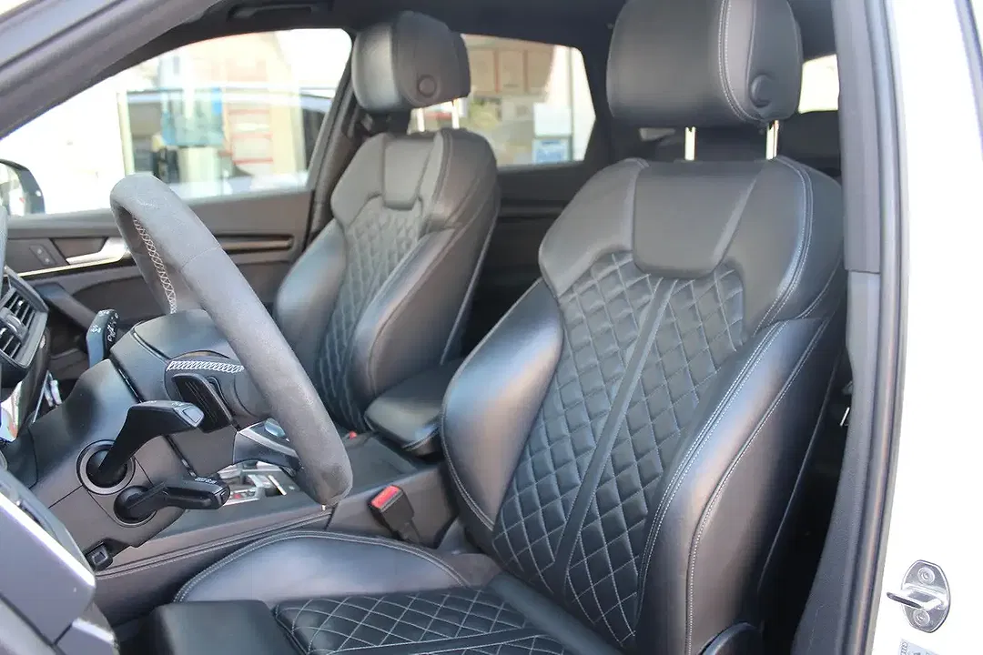 Audi SQ5 - Thumbnail 11