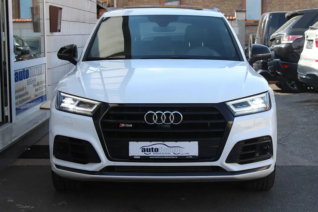 Audi SQ5 - Thumbnail 3