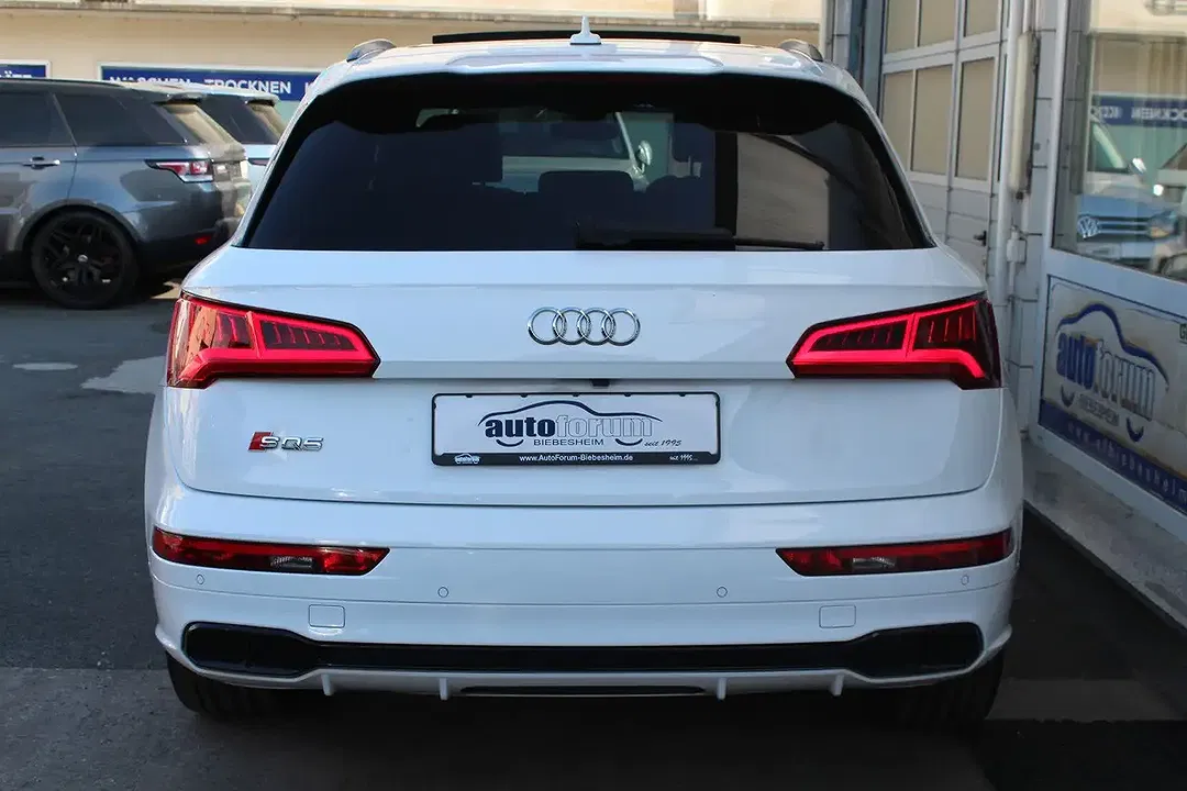 Audi SQ5 - Thumbnail 6