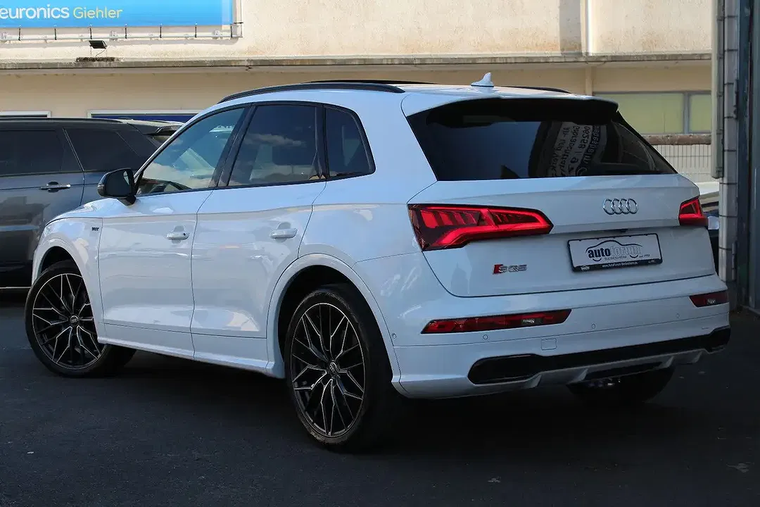 Audi SQ5 - Thumbnail 7