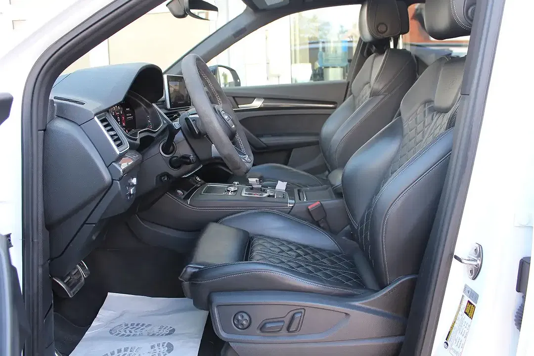Audi SQ5 - Thumbnail 9