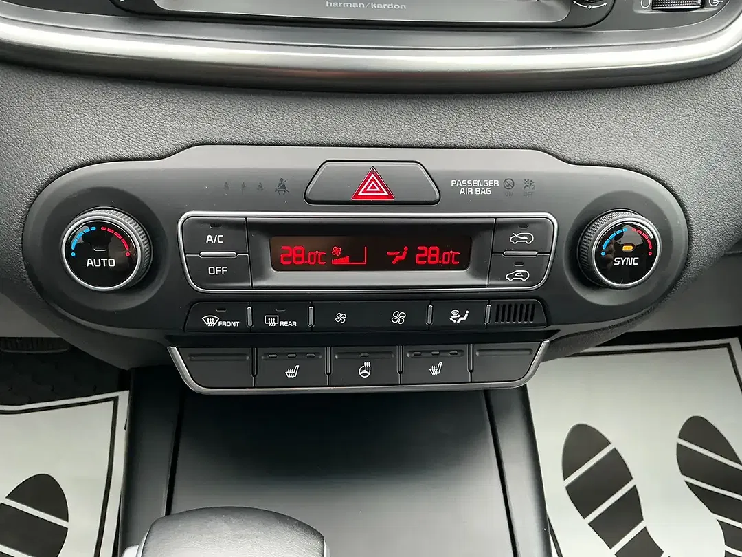 Kia Sorento - Thumbnail 15
