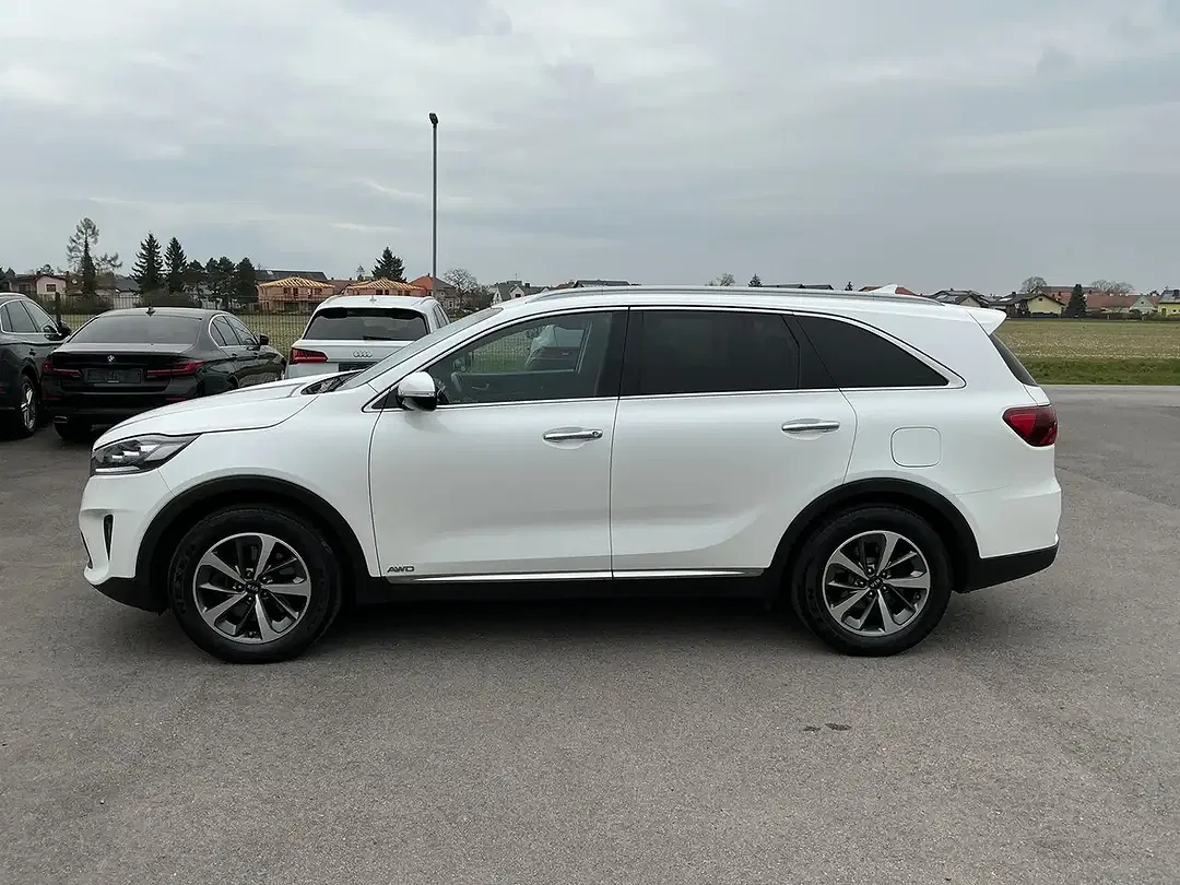 Kia Sorento - Thumbnail 7