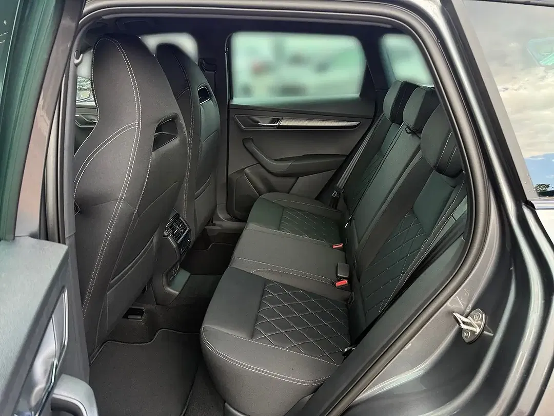 Skoda Karoq - Thumbnail 8