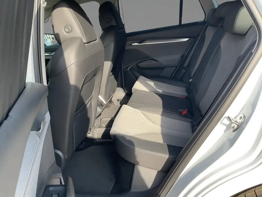 Skoda Enyaq - Thumbnail 10