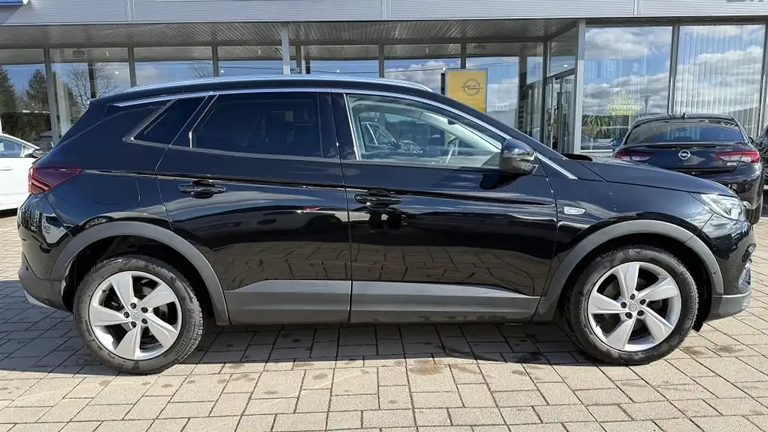 Opel Grandland X - Thumbnail 4