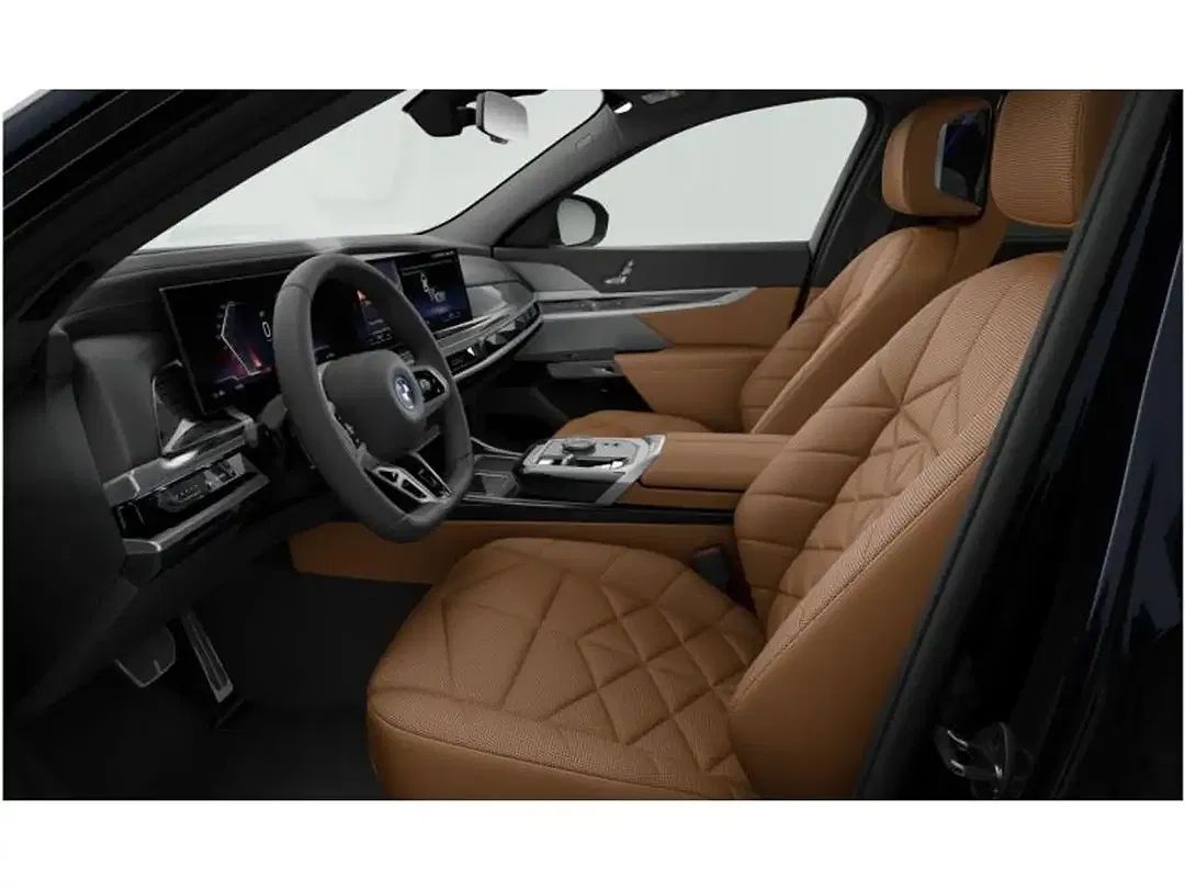 BMW i7 - Thumbnail 6