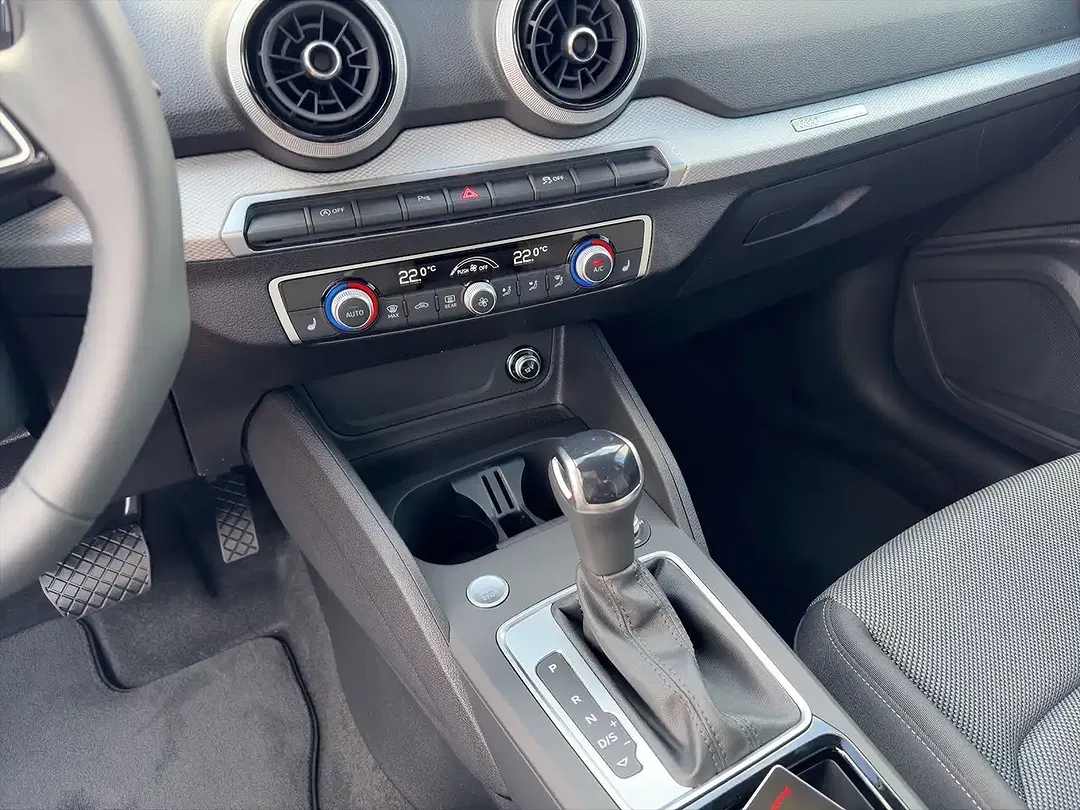 Audi Q2 - Thumbnail 6