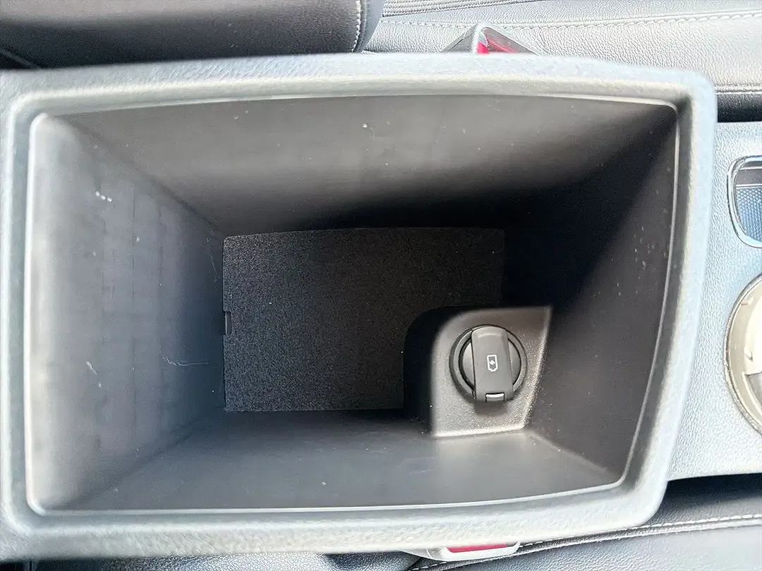 Kia Niro - Thumbnail 32