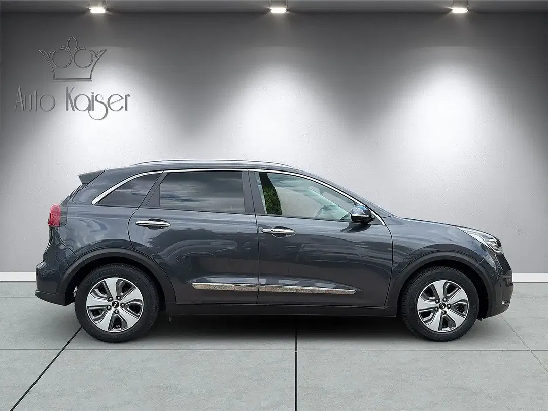Kia Niro - Thumbnail 4