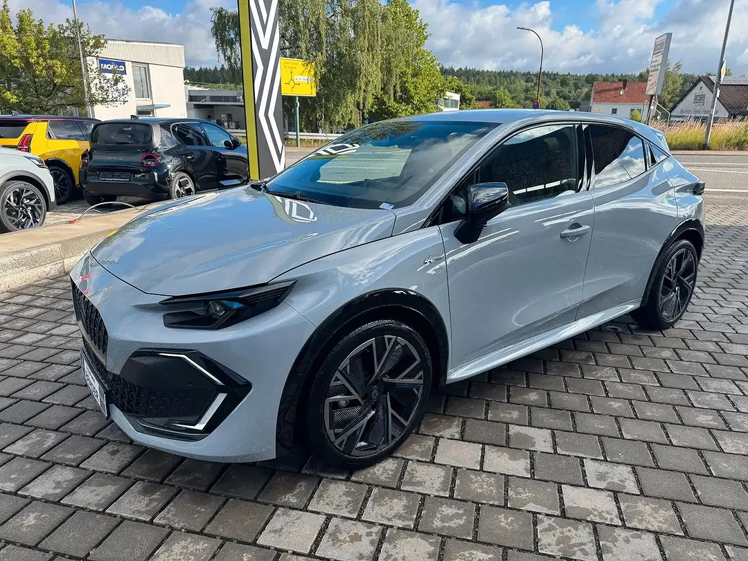 Renault Clio - Afbeelding 1