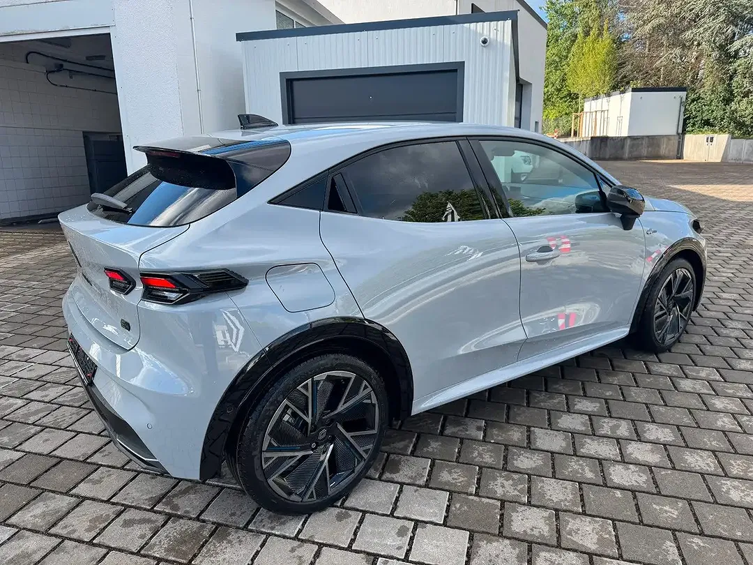 Renault Clio - Thumbnail 8