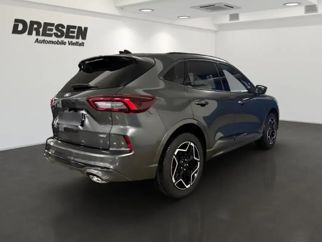 Ford Kuga - Thumbnail 3