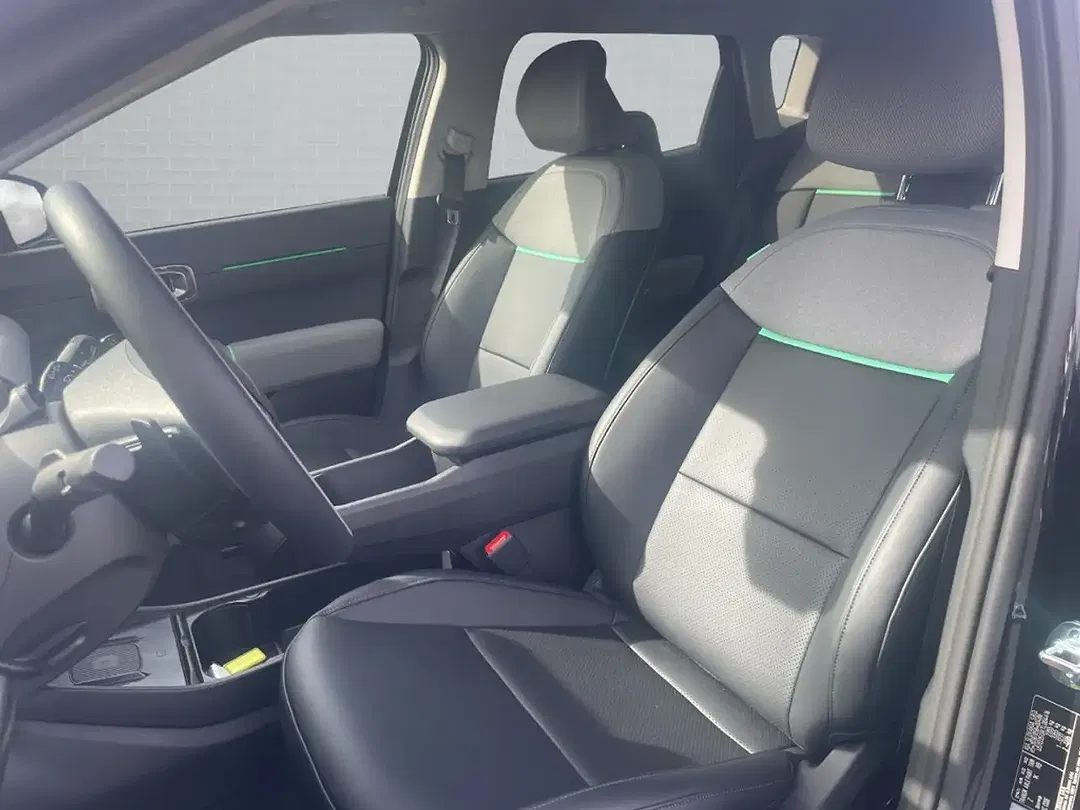 Kia EV4 - Thumbnail 9