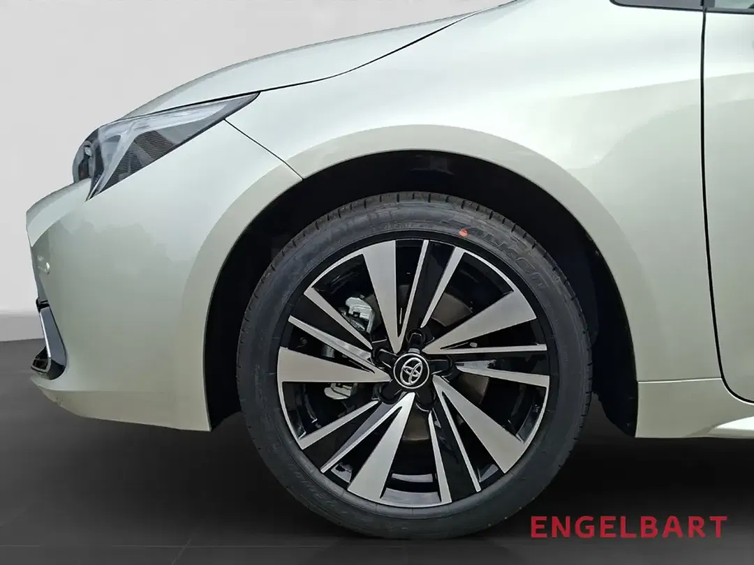 Toyota Corolla - Thumbnail 14