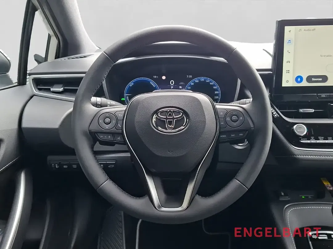 Toyota Corolla - Thumbnail 7