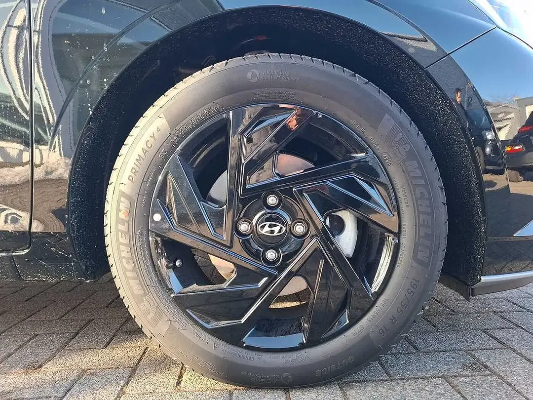 Hyundai i20 - Thumbnail 6