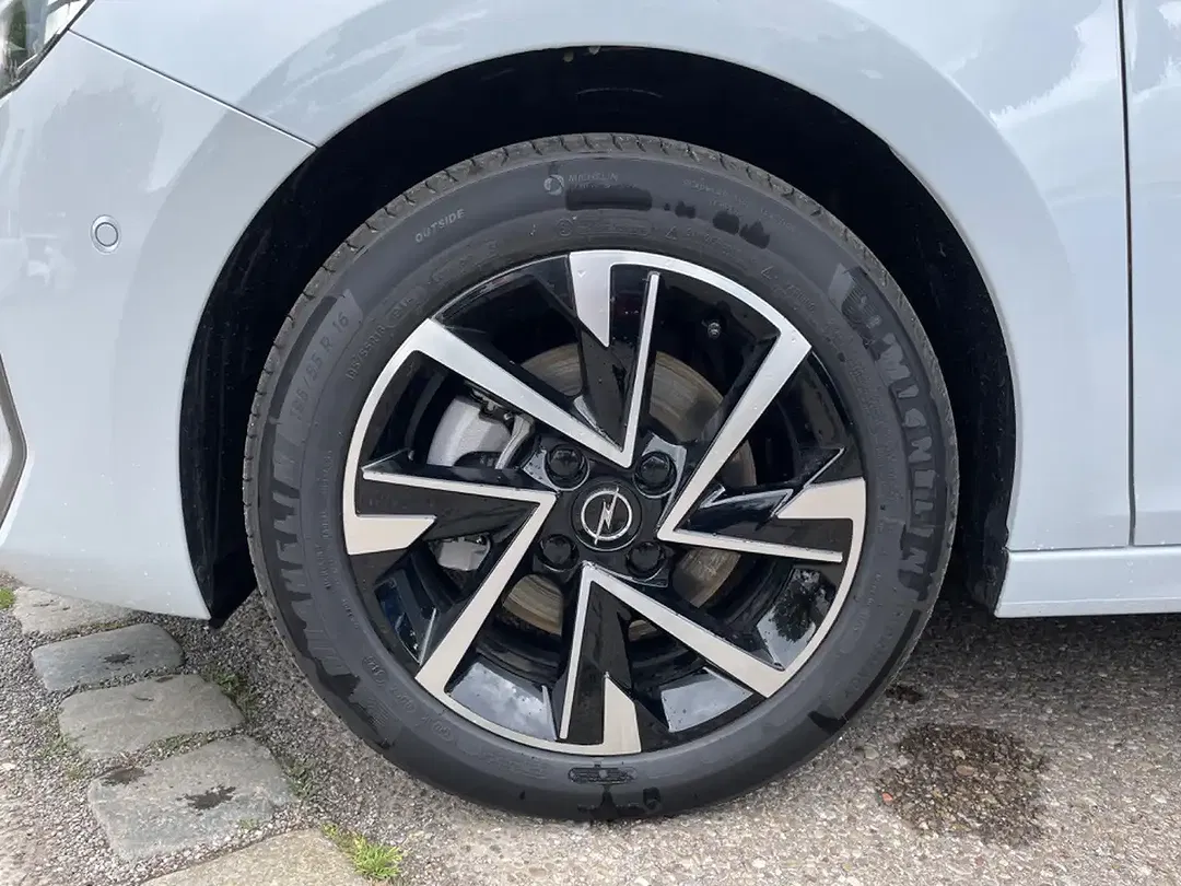 Opel Corsa - Thumbnail 6