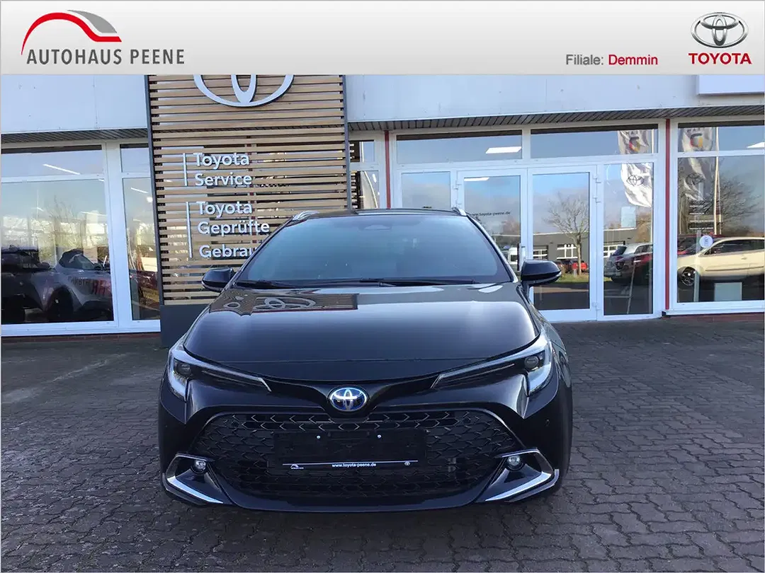 Toyota Corolla - Thumbnail 5