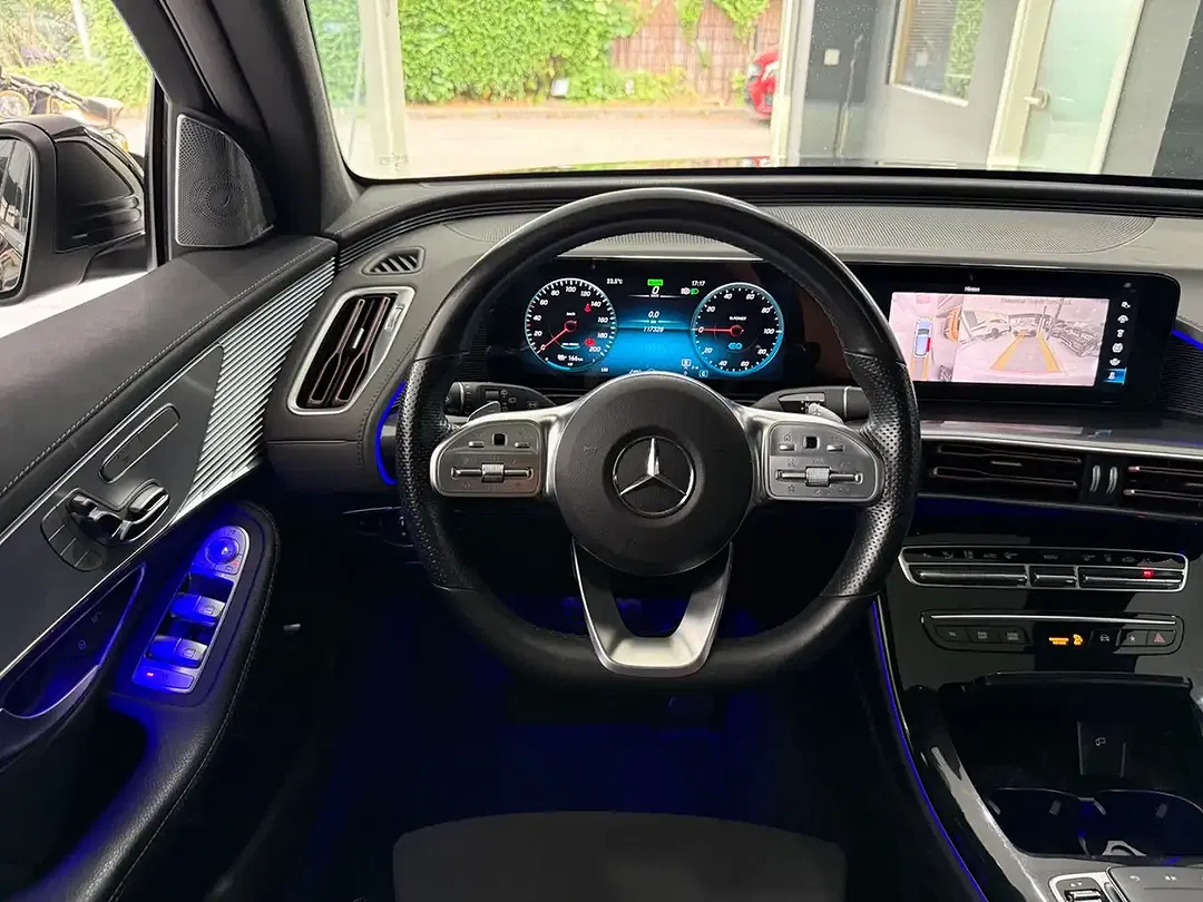 Mercedes-Benz EQC 400 - Thumbnail 5