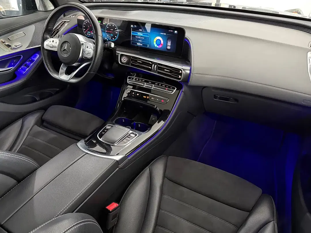 Mercedes-Benz EQC 400 - Thumbnail 7