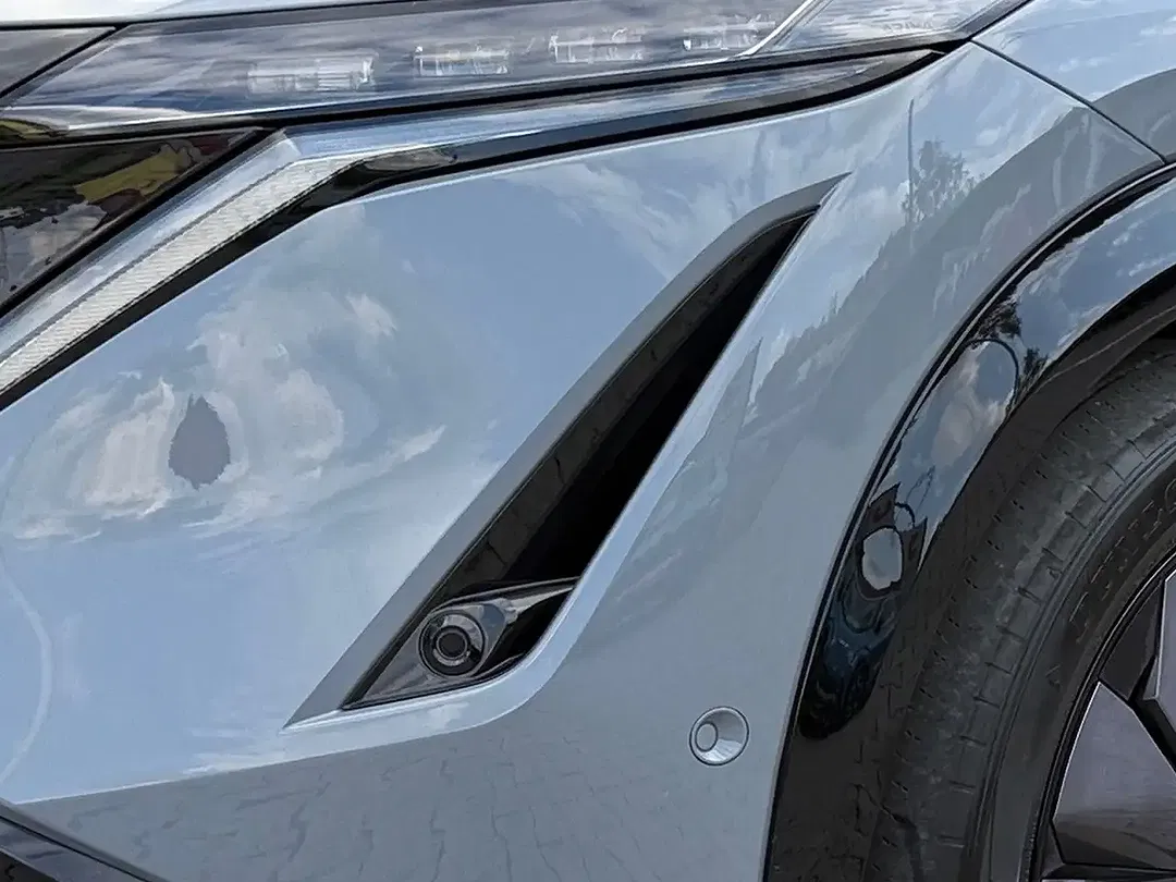 Nissan Ariya - Thumbnail 6