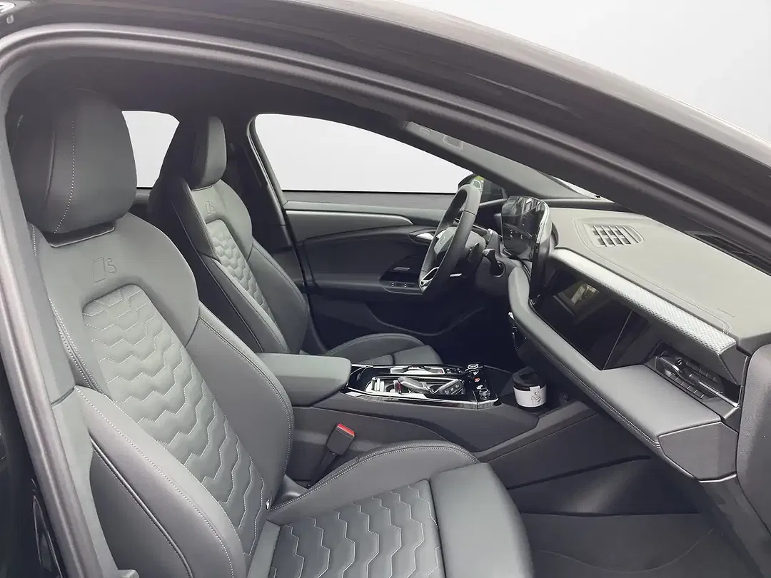 Audi A6 - Thumbnail 12