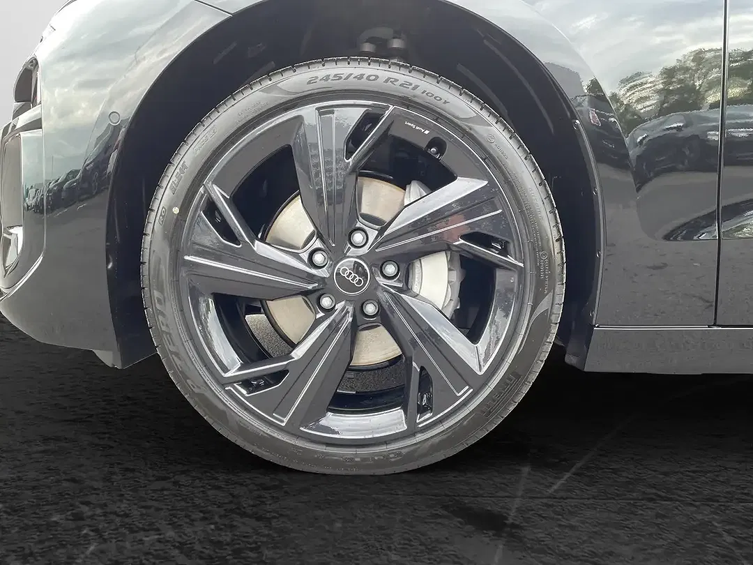 Audi A6 - Thumbnail 4