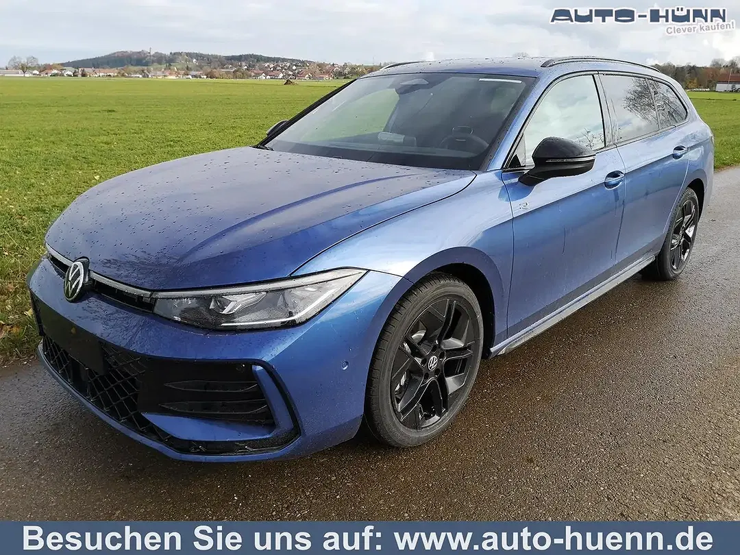 Volkswagen Passat Variant - Thumbnail 1