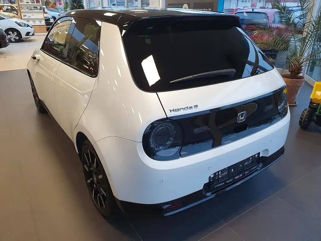 Honda e - Thumbnail 6