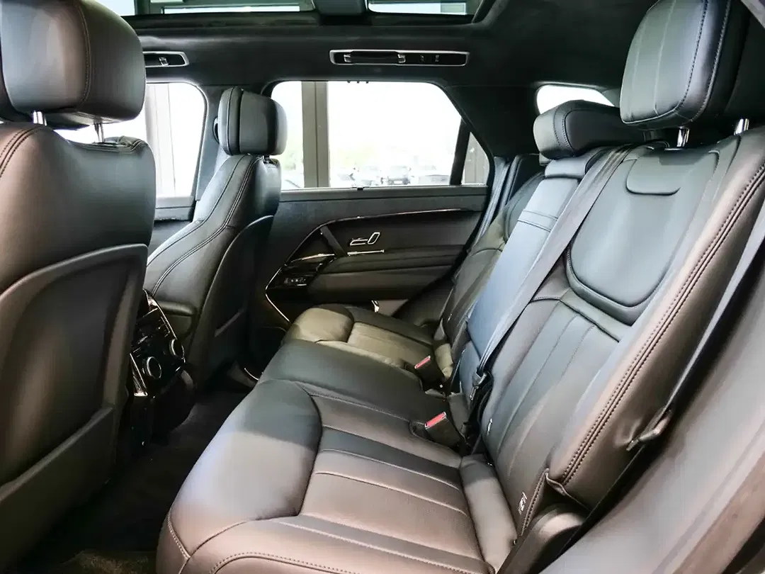 Land Rover Range Rover Sport - Thumbnail 5