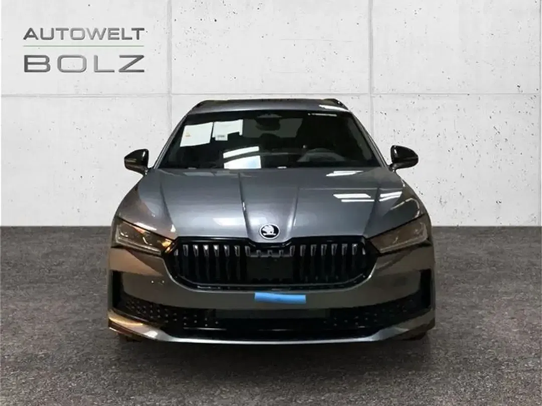 Skoda Superb - Thumbnail 1