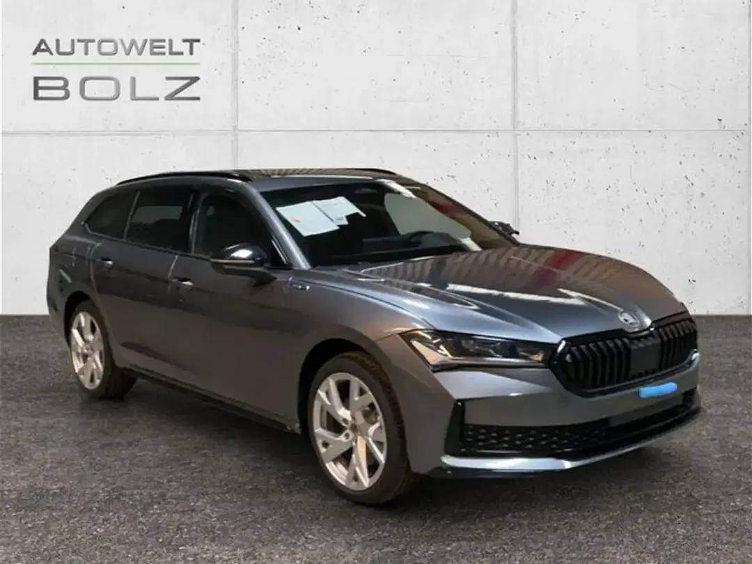 Skoda Superb - Thumbnail 2