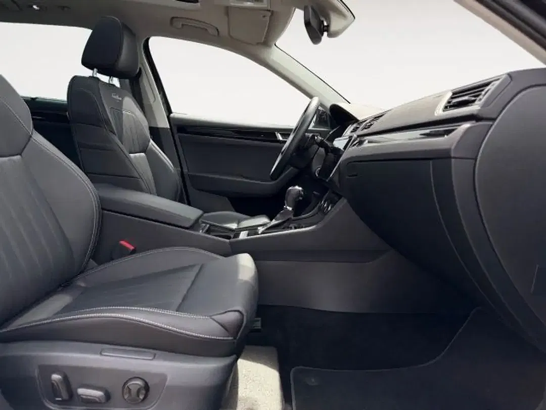 Skoda Superb - Thumbnail 15